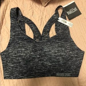 NWT VS Sports Bra